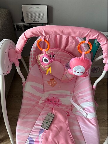 Beden pembe Renk Sallanan beşik