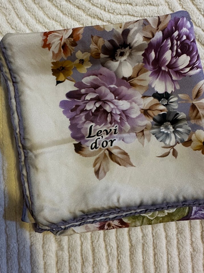 Levi d'or Mor Çiçekli Kadın İpek Şal - Görsel 2