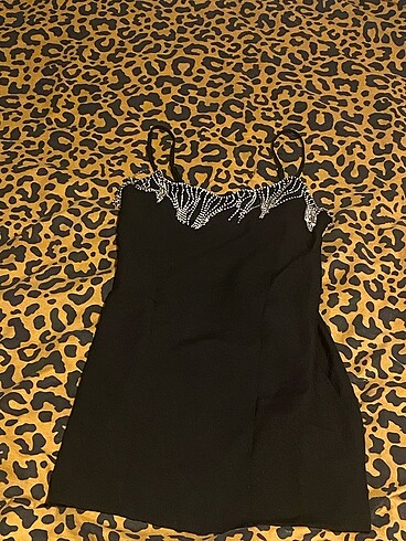m Beden Taşlı mini elbise