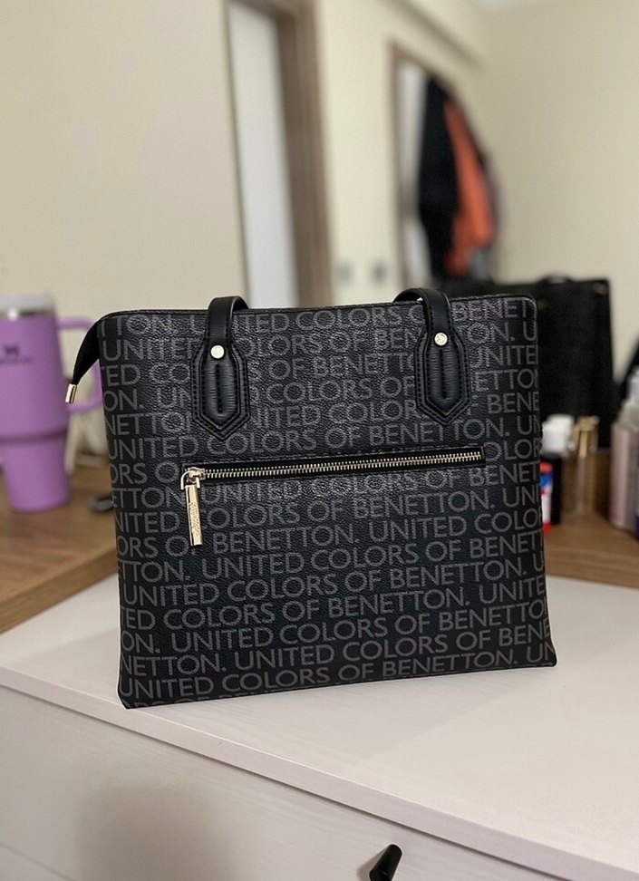 Siyah çanta - Görsel 2