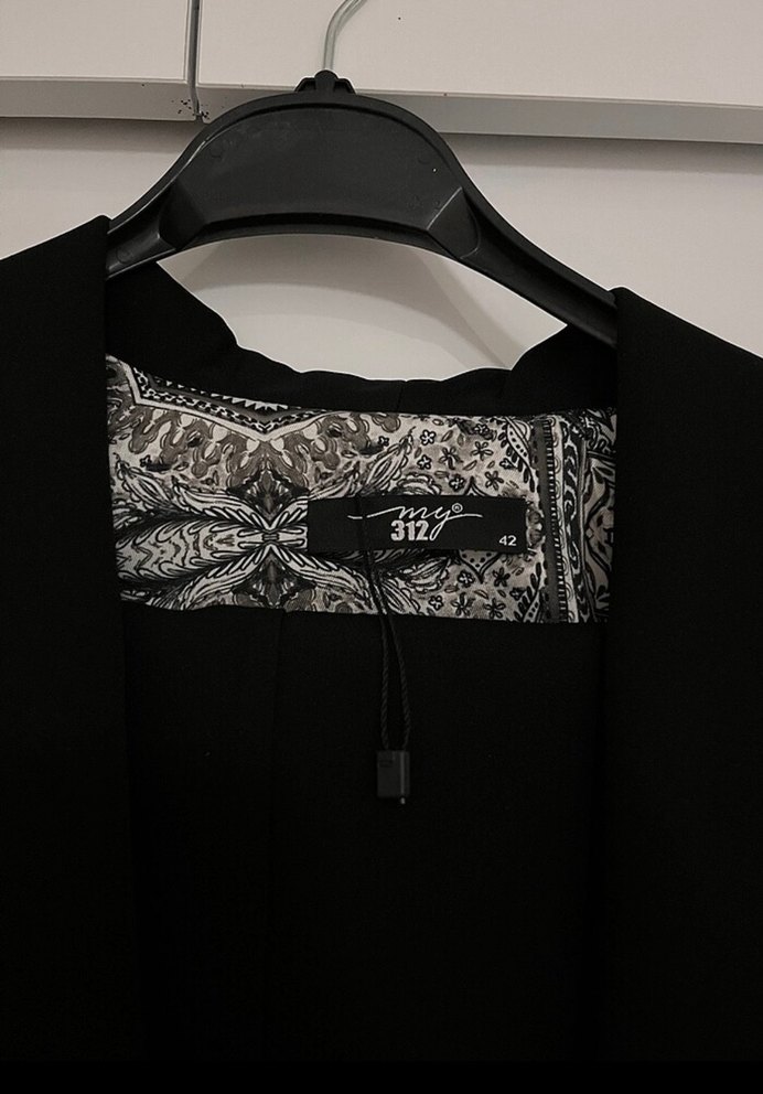 Siyah Uzun Kadın Ceket - Görsel 2