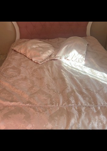 Pastel Beyaz Düz Desen Yatak Örtüsü - Görsel 2