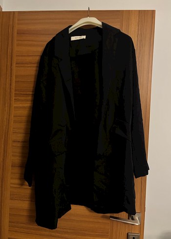 Uzun Kesim Siyah Keten Kadın Blazer
