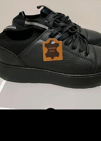 43 numara 0 deri köpük taban sneaker.