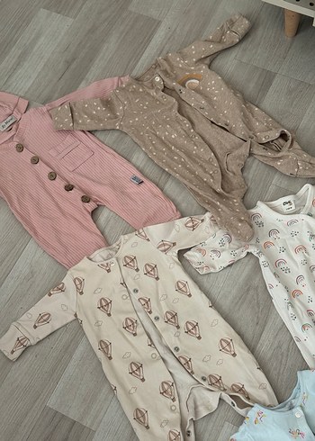 3 ay Kız Bebek Pamuklu Uzun Kollu Tulumlar - Görsel 3