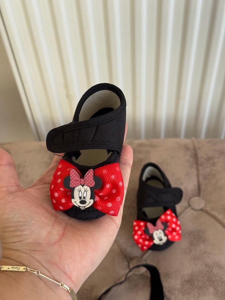 Kız Çocuk Minnie Mouse Bantlı ayakkabı ve Saç Bandı - Görsel 4