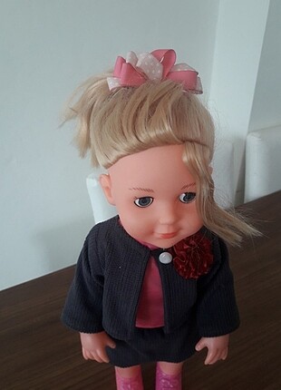 45cm şarkı söyleyen bebek.