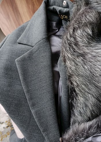 Kürklü Yaka Detaylı Koyu Gri Kaban - Görsel 5