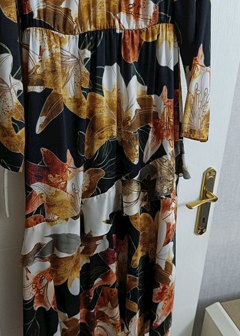 Çiçek Desenli Bohem Uzun Elbise - Görsel 4