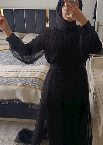 Siyah Nakışlı Gotik Uzun Abiye Elbise - Görsel 5