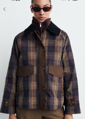 Kadife Yakalı Parka - Görsel 4