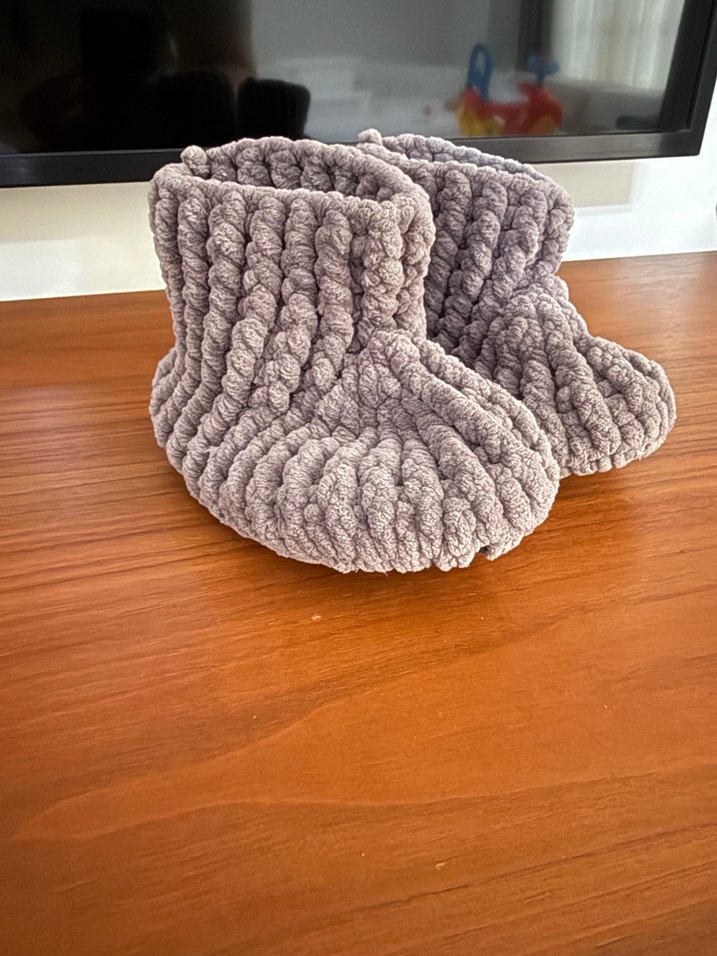 Gri Örgü Bebek Patik - Görsel 3