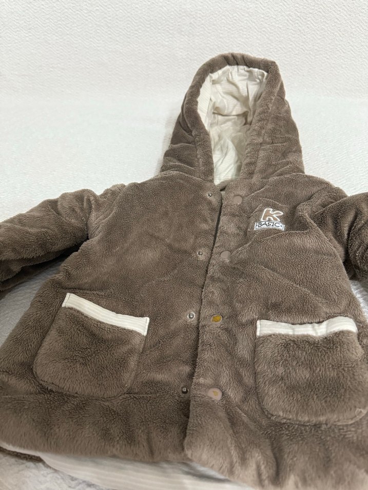 Kapüşonlu Erkek Çocuk Mont - Görsel 2