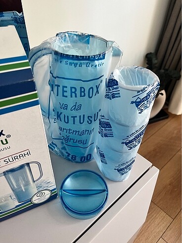 Sürahi ve bardak