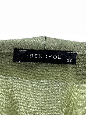 36 Beden çeşitli Renk Trendyol & Milla Bluz %70 İndirimli.