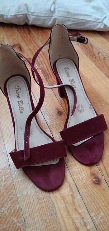 Zara Bordo topuklu suet sandalet