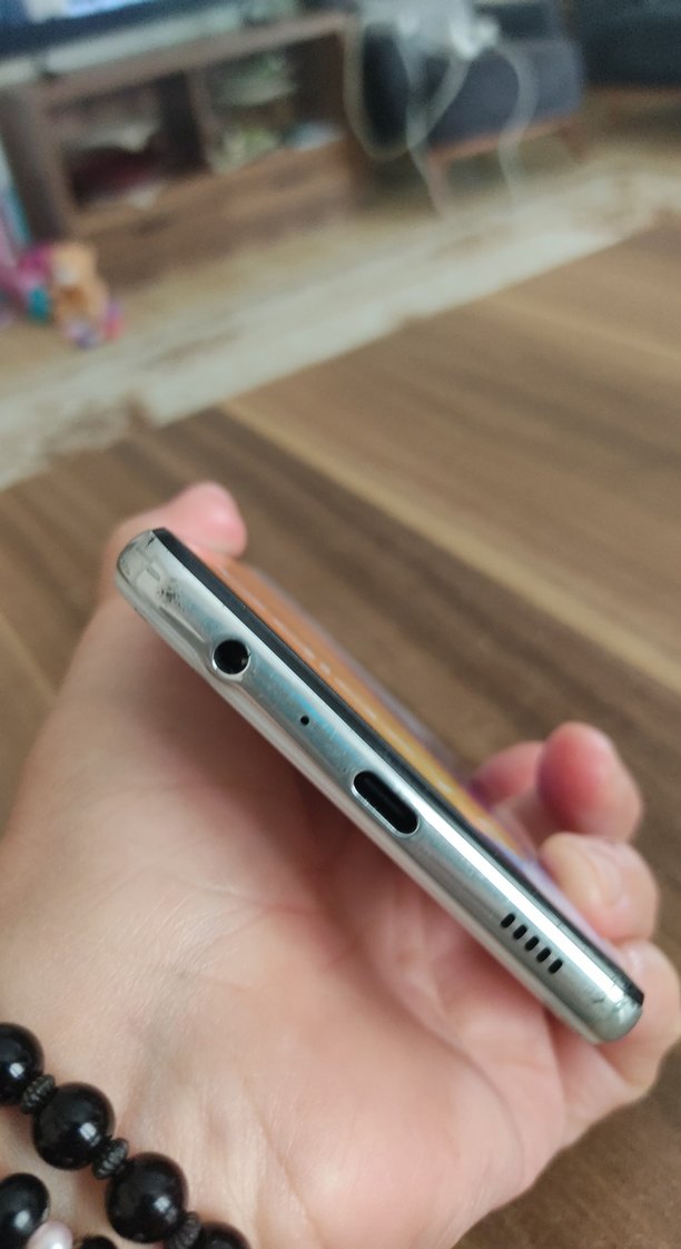 Maket telefon Bej Samsung Galaxy A72 Android Telefon - Görsel 4