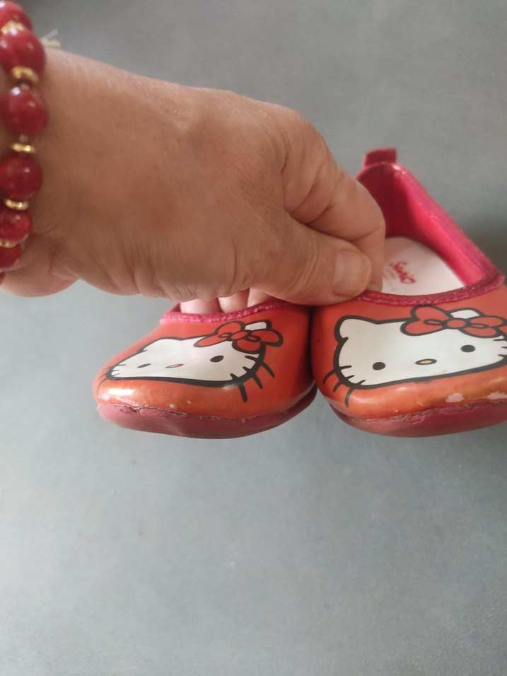 Kız Çocuk Kırmızı Hello Kitty Babet Ayakkabı - Görsel 2