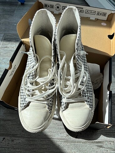 38,5 Beden silver converse