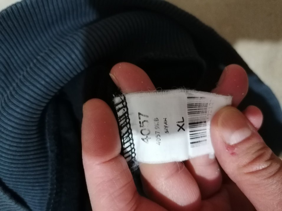 Fermuarlı Siyah Kadın Kapüşonlu Yelek - Görsel 5