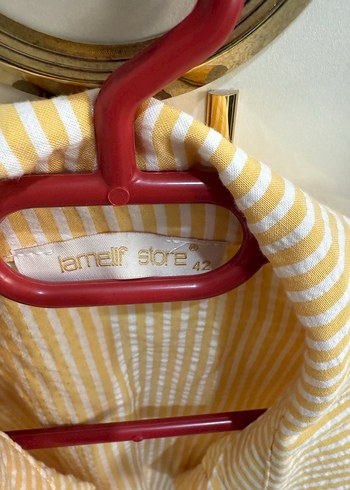 Sarı Nakışlı Kısa Keten Gömlek - Görsel 2