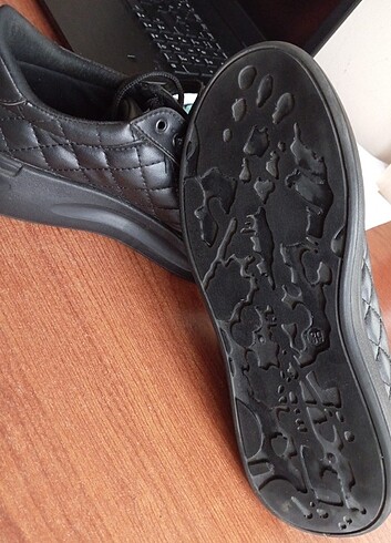 Çok rahat ayakkabı - Görsel 5