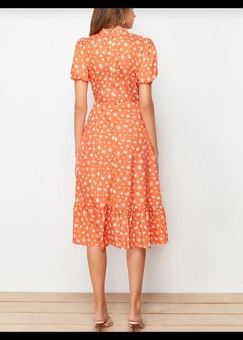 Turuncu Çiçekli Uzun Kadın Elbise - Görsel 3