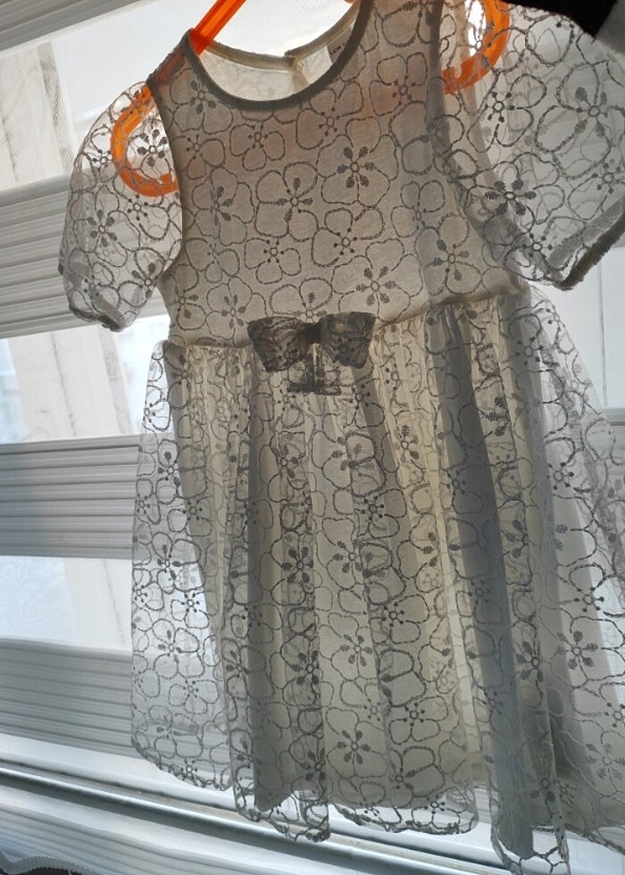 Tül detaylı harika elbise - Görsel 3