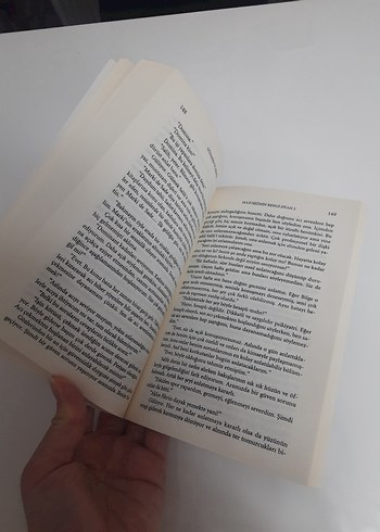 Günahın Üç Rengi - Gülseren Budayıcıoğlu - Görsel 2