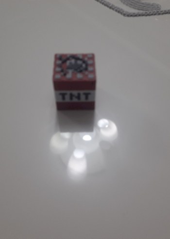 Renkli Kırmızı TNT Aksiyon Figürü - Görsel 3