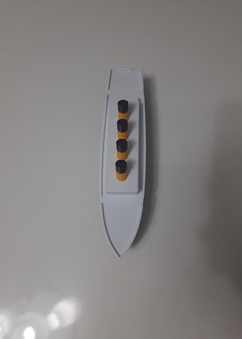 Beyaz ve Koyu Renkli Gemi Model Kiti 3D yazıcı - Görsel 3