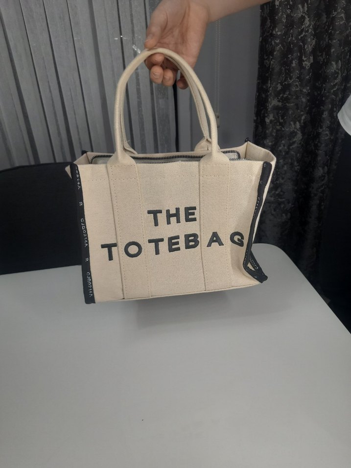 Beyaz Baskılı Fermuarlı Kadın Kumaş Çanta - Görsel 3