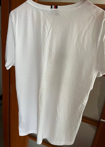 l Beden Tommy Hilfiger Beyaz Baskılı Kadın Tişört