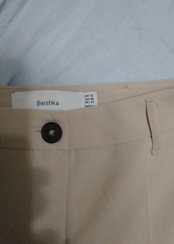 32 Beden camel Renk Bej Midi Kadın Kumaş Pantolon BERSHKA marka