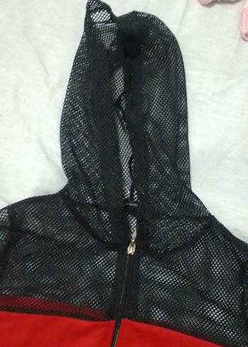 Kırmızı Kapüşonlu Fermuarlı kadın yagmurluk - Görsel 2