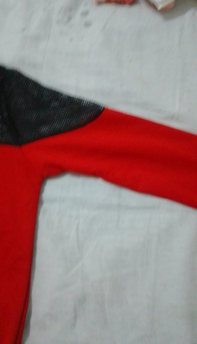 Kırmızı Kapüşonlu Fermuarlı kadın yagmurluk - Görsel 4