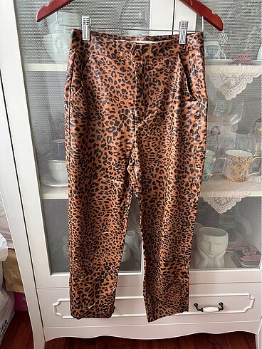 Leopar suni deri havuç pantolon