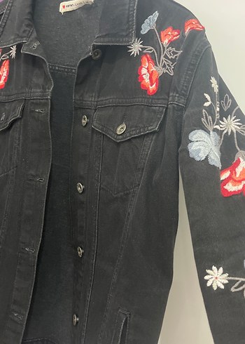 Nakışlı Siyah Kadın Kot Ceket - Görsel 2