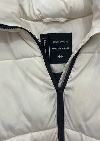 Beyaz Kadın Kışlık Spor Şişme Mont - Görsel 3