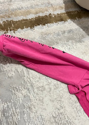 Pembe Baskılı Kadın Crop Sweatshirt - Görsel 3