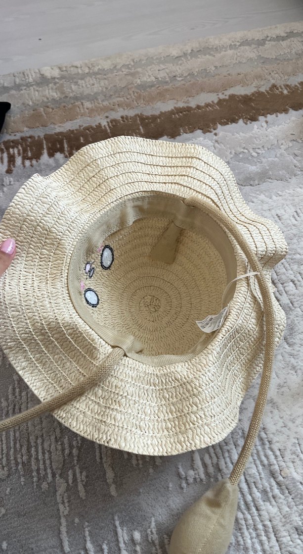 Nakışlı Bej Örgü Çocuk Şapkası - Görsel 2