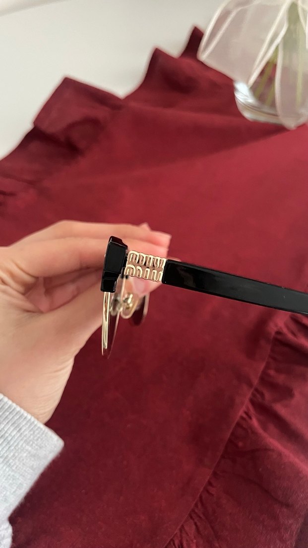 Miu miu güneş gözlüğü - Görsel 2