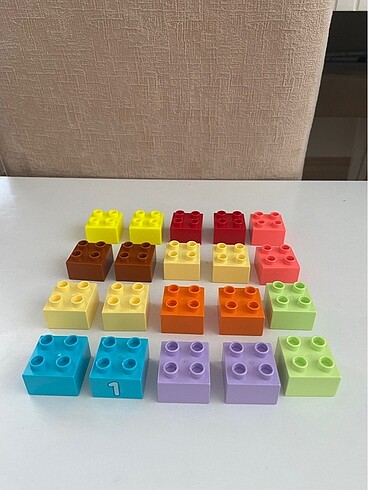 Lego duplo kare tuğlalar