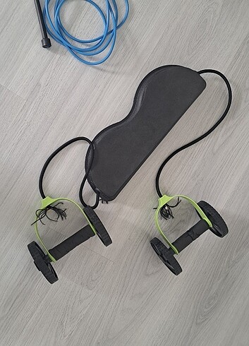  Spor aleti