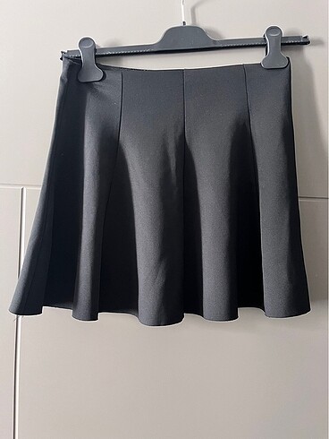 Bershka siyah etek