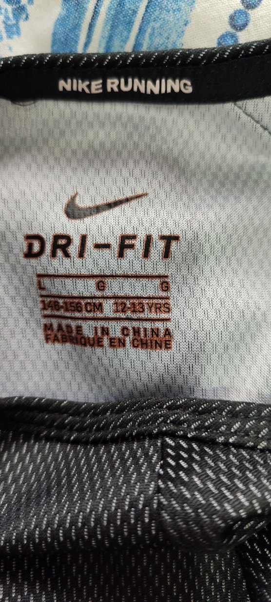 Nike Baskılı Kısa Kollu Tişört - Görsel 5