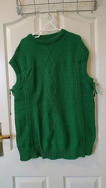 Benetton yeşili süveter 