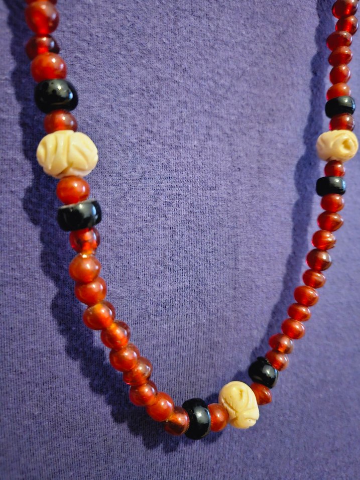 Kırmızı Kadın Kolye - Görsel 2