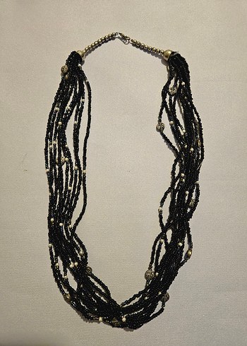 Siyah Boncuklu Kolye - Görsel 4