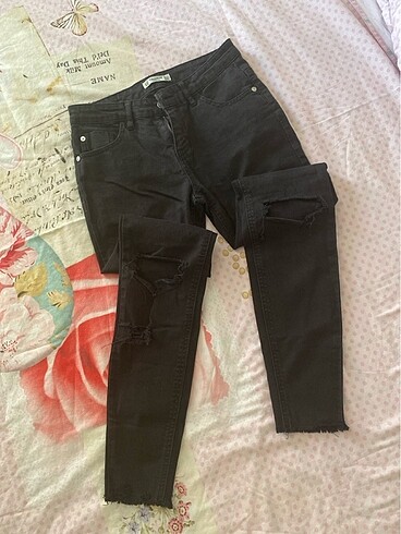 Siyah jean #pullandbear #siyahjean